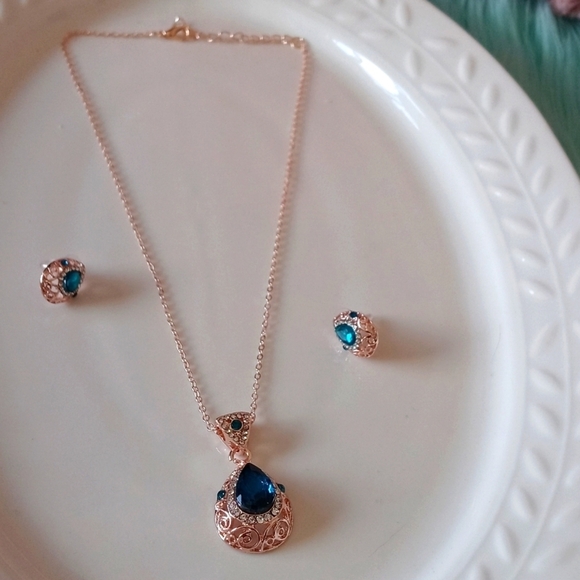 Necklace earrings set Topaz Simulated gold plated - Picture 4 of 4